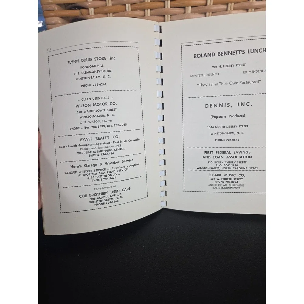 Konnoak Hills Moravian Church Cookbook Winston-Salem NC‎ 1969 Spiral